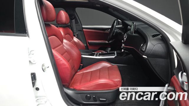 Kia Stinger 2020 — photo 17
