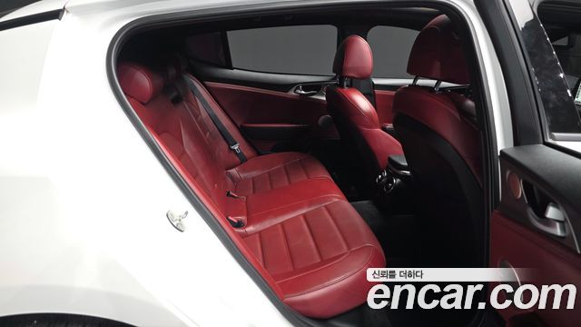Kia Stinger 2020 — photo 18