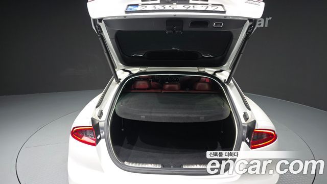 Kia Stinger 2020 — photo 26