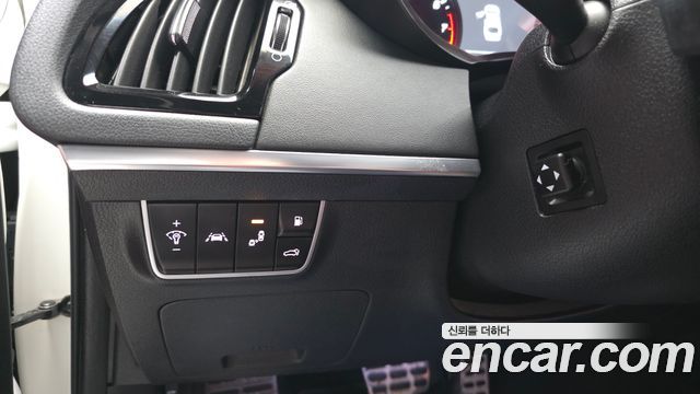 Kia Stinger 2020 — photo 30