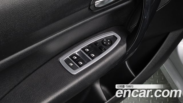 BMW 1-Series 2014 — photo 16
