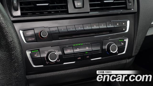 BMW 1-Series 2014 — photo 18