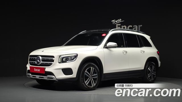 Mercedes-Benz GLB-Class 2021 — photo 1