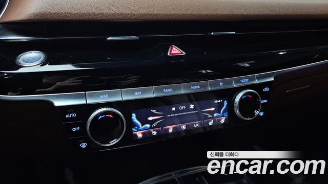 Genesis G80 2021 — photo 29