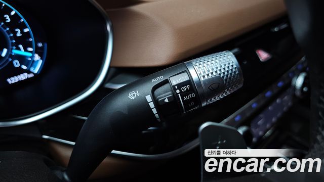 Genesis G80 2021 — photo 33