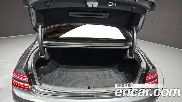 Genesis G80 2021 — photo 36