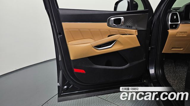 Kia Sorento 2022 — photo 14