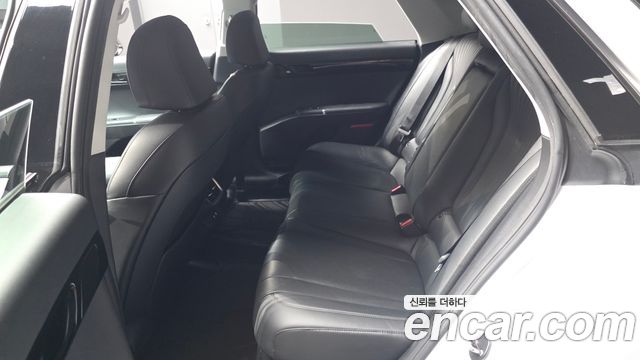 Hyundai Grandeur 2023 — photo 17