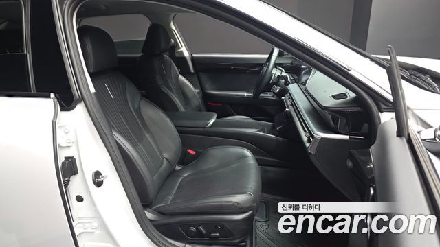Hyundai Grandeur 2023 — photo 16