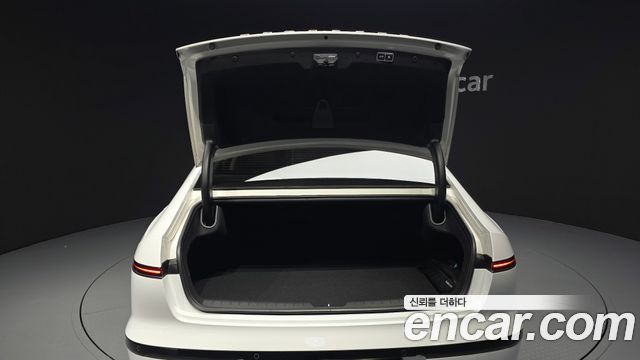 Hyundai Grandeur 2023 — photo 32