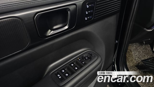 Hyundai Santafe 2024 — photo 28