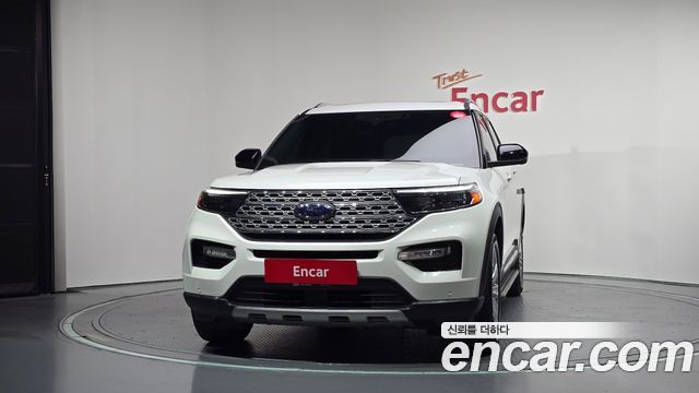 Ford Explorer 2022 — photo 3