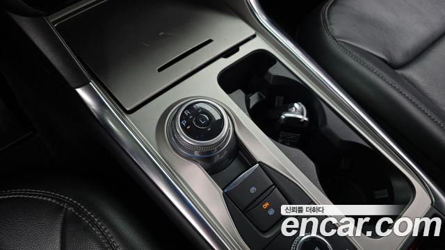 Ford Explorer 2022 — photo 12