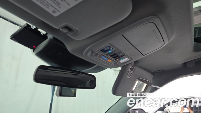 Ford Explorer 2022 — photo 26