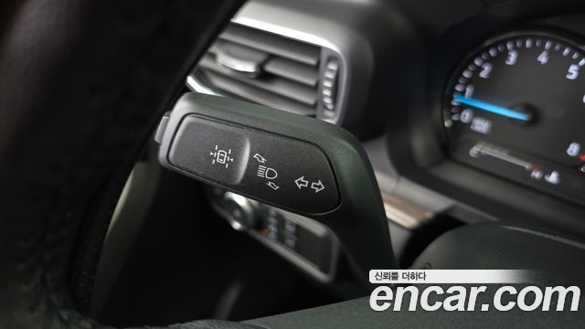 Ford Explorer 2022 — photo 30