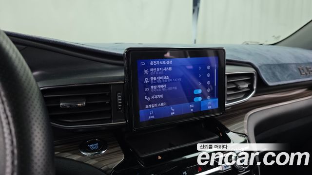 Ford Explorer 2022 — photo 32