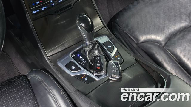 Hyundai Grandeur 2015 — photo 9