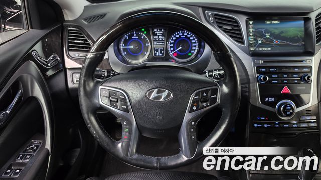 Hyundai Grandeur 2015 — photo 12