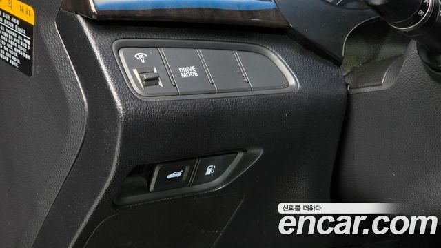 Hyundai Grandeur 2015 — photo 16