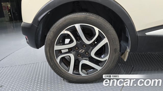 Renault Korea QM3 2015 — photo 5