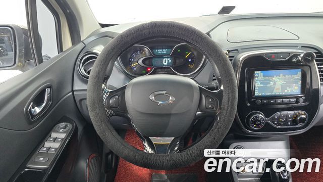 Renault Korea QM3 2015 — photo 19