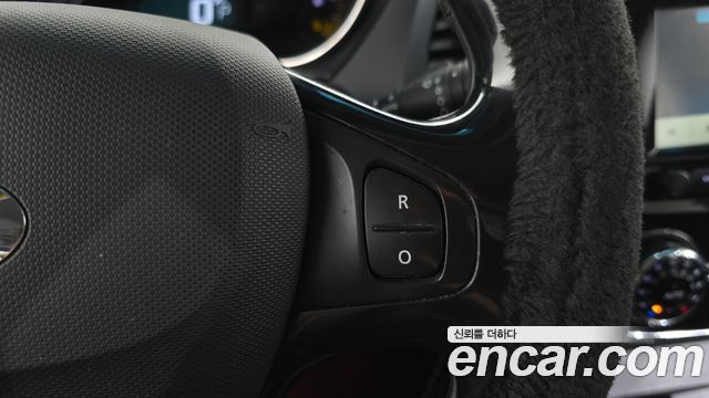 Renault Korea QM3 2015 — photo 26