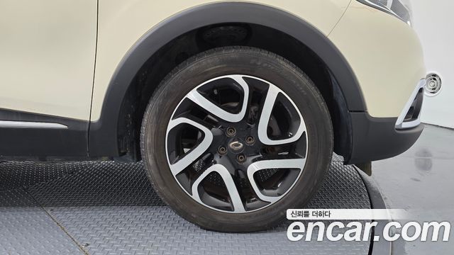 Renault Korea QM3 2015 — photo 7