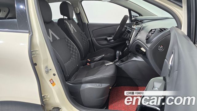 Renault Korea QM3 2015 — photo 16