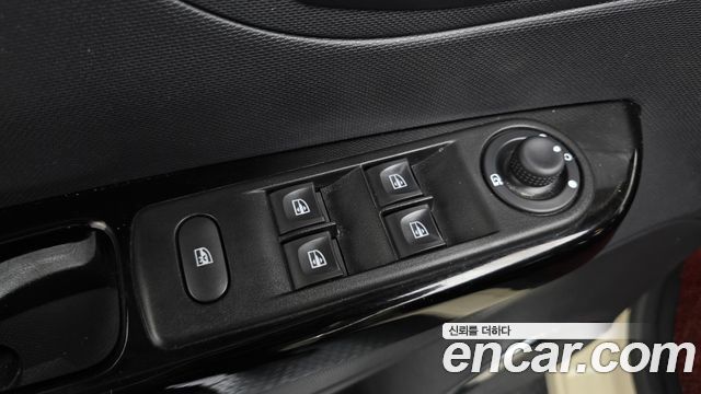 Renault Korea QM3 2015 — photo 30