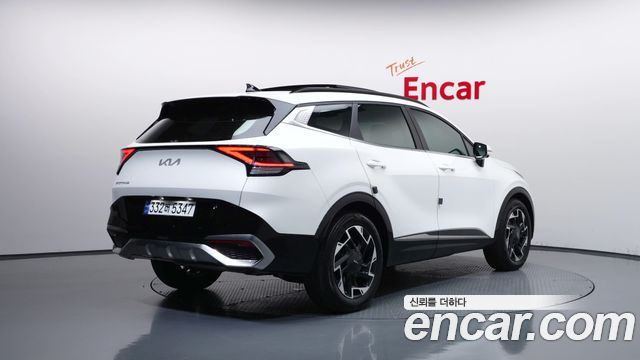 Kia Sportage 2023 — photo 2