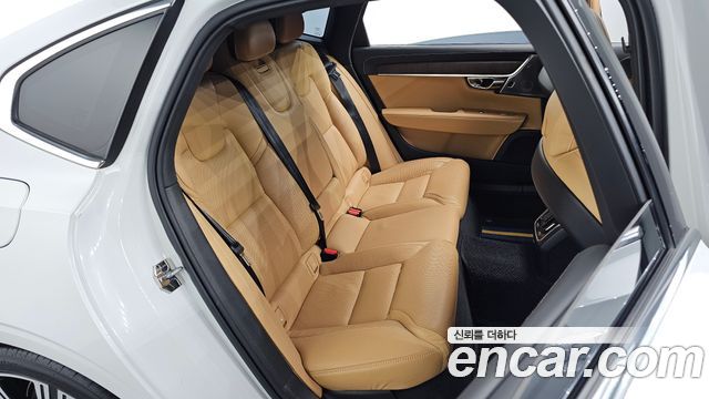 Volvo S90 2021 — photo 17