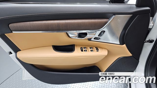 Volvo S90 2021 — photo 14