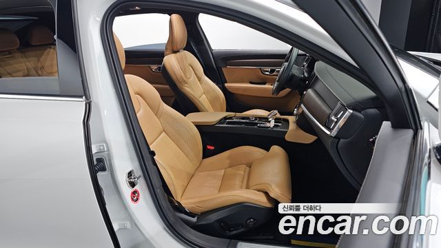 Volvo S90 2021 — photo 16