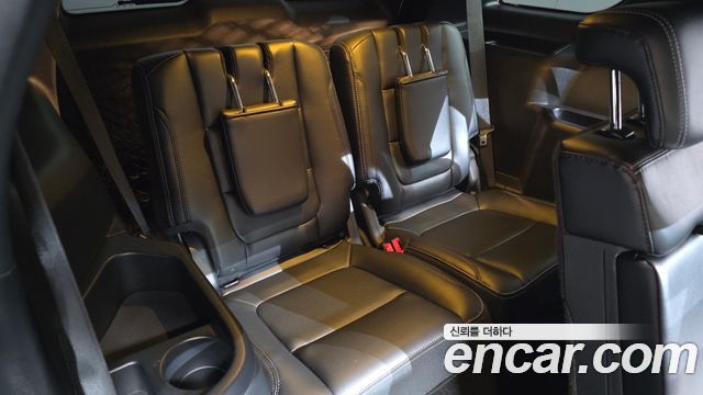 Ford Explorer 2016 — photo 13
