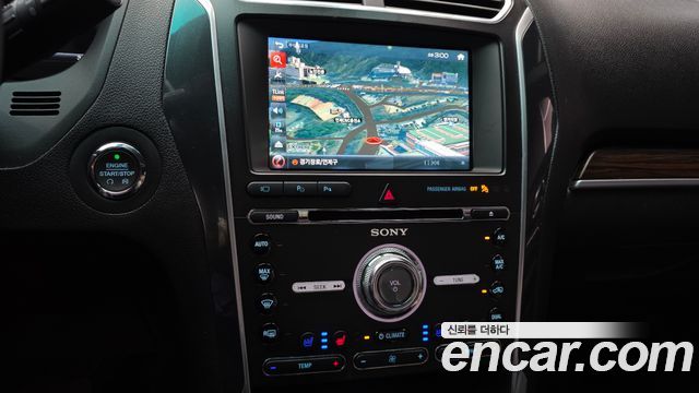Ford Explorer 2016 — photo 15