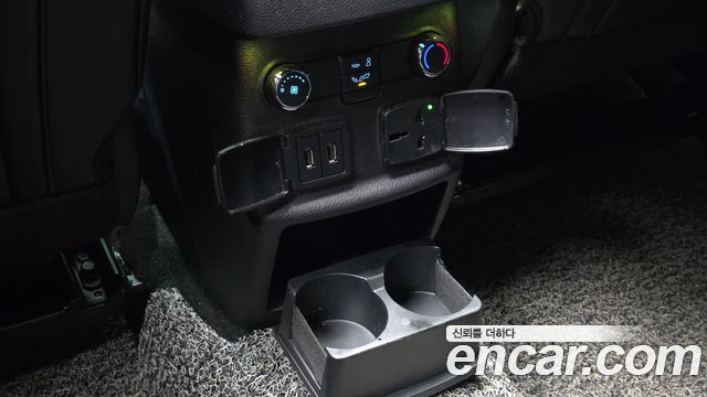 Ford Explorer 2016 — photo 19