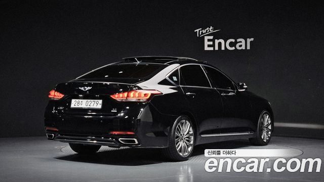Genesis G80 2017 — photo 2