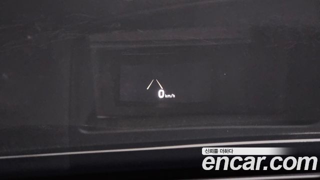Genesis G80 2017 — photo 20