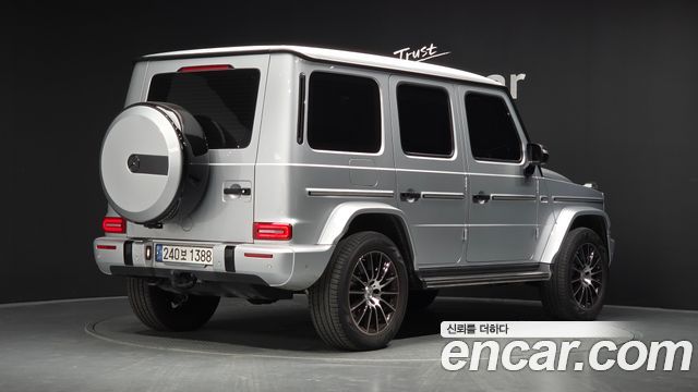 Mercedes-Benz G-Class 2023 — photo 2