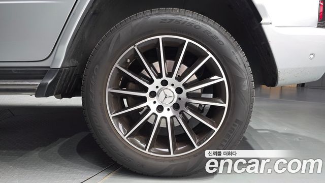 Mercedes-Benz G-Class 2023 — photo 7
