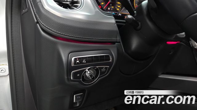 Mercedes-Benz G-Class 2023 — photo 28