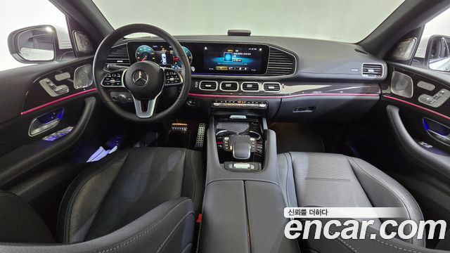 Mercedes-Benz GLE-Class 2023 — photo 10