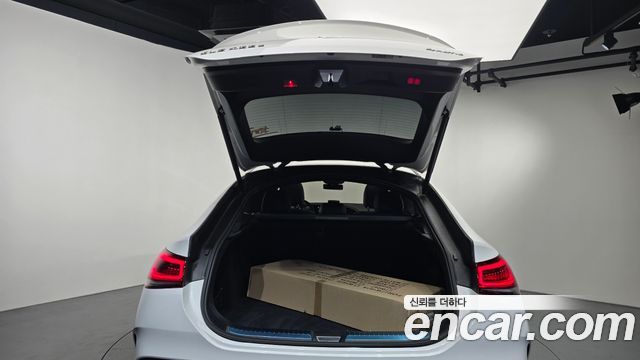 Mercedes-Benz GLE-Class 2023 — photo 25