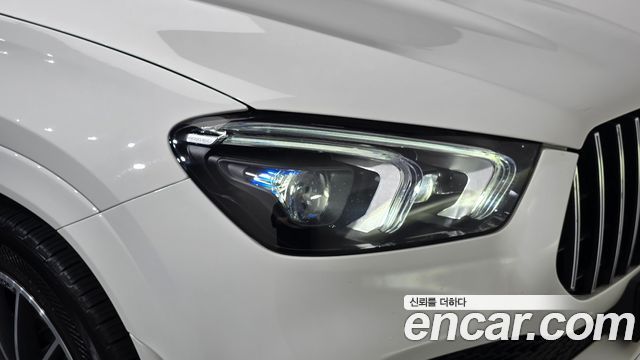 Mercedes-Benz GLE-Class 2023 — photo 8
