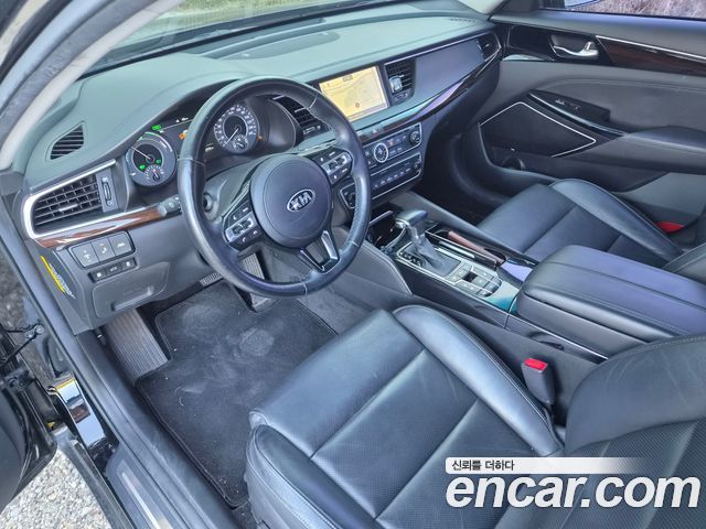 Kia K7 2019 — photo 9