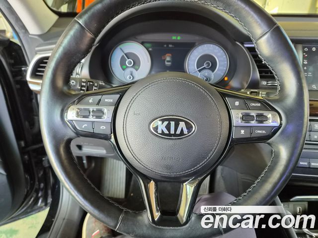 Kia K7 2019 — photo 14