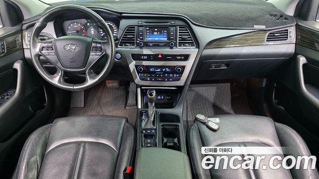 Hyundai Sonata 2017 — photo 10