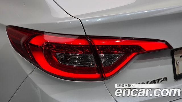 Hyundai Sonata 2017 — photo 9