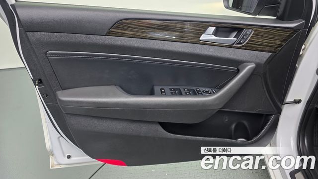 Hyundai Sonata 2017 — photo 14