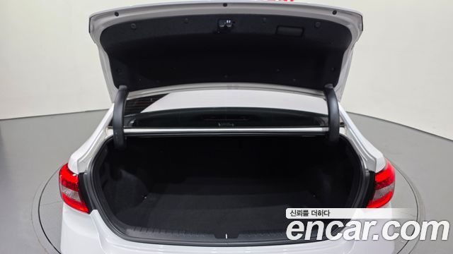 Hyundai Sonata 2017 — photo 31